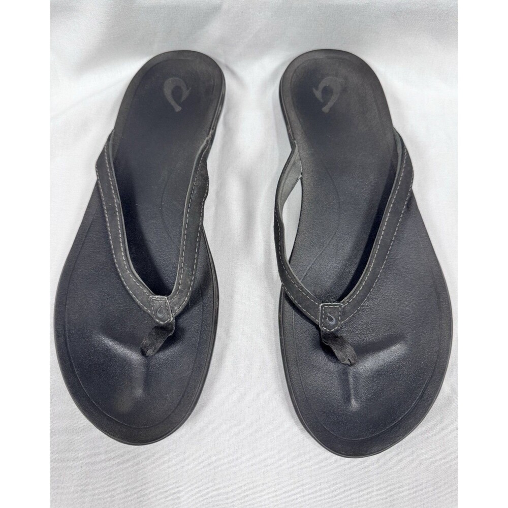 OluKai Women’s Black Leather Thong Wedge Slip-On Sandals Rubber Sole Logo
